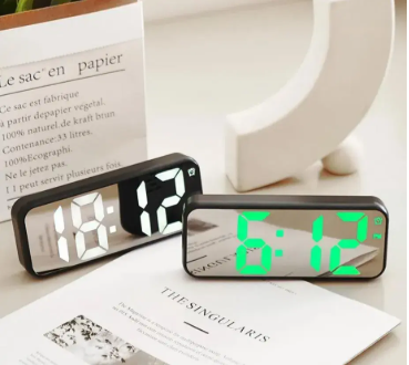 Mirror Digital Table clock with alarm clock, thermometer and calendar .. Multifunctional DS-3821L